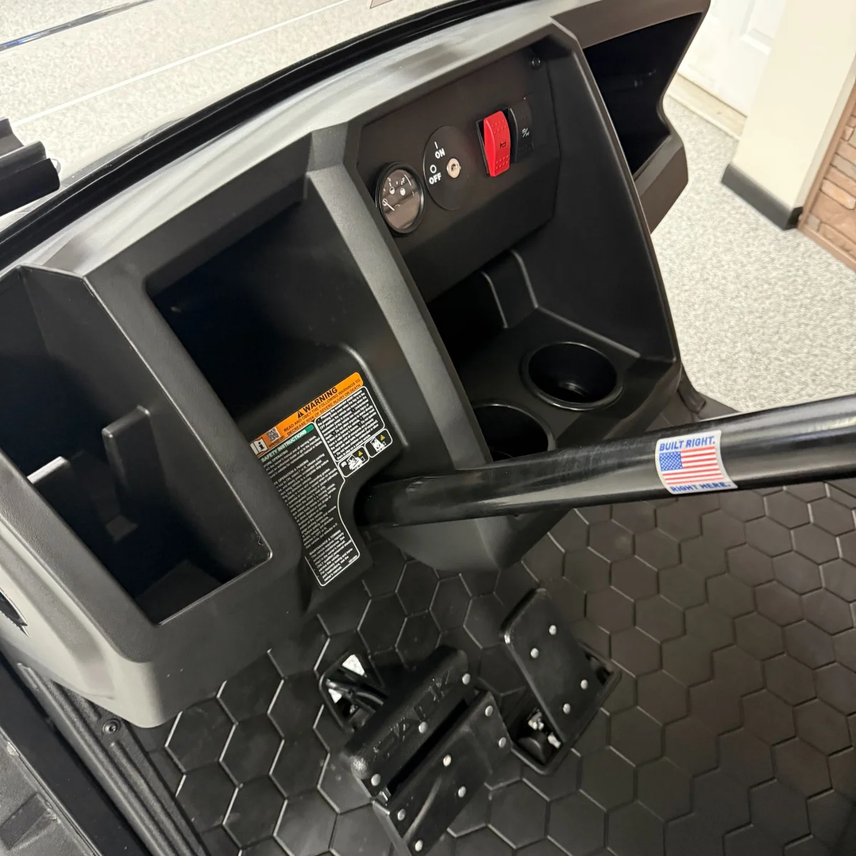 2026 E-Z-GO Express thumb 4