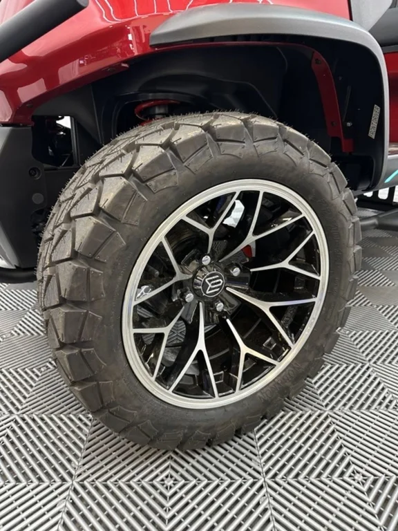 2026 DACH Apollo thumb 2