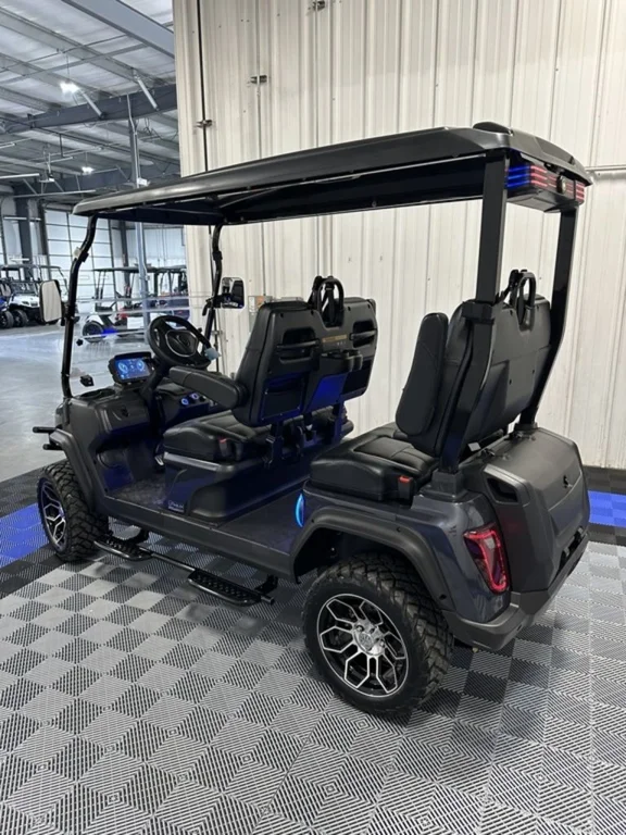 2027 EVOLUTION EV Maverick 4 PLUS thumb 3
