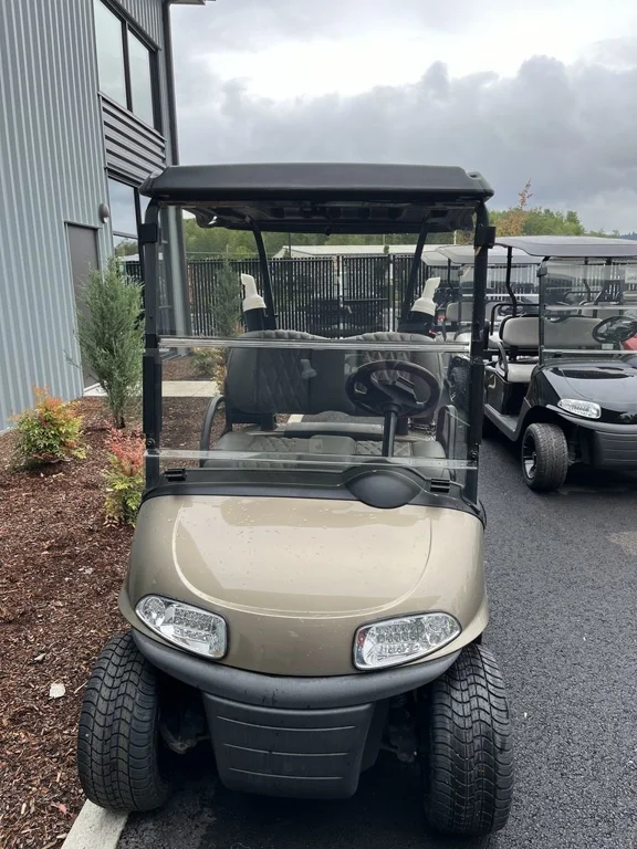 2020 E-Z-GO RXV ELiTE Lithium thumb 4