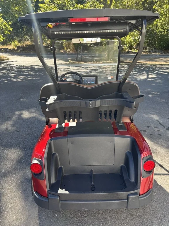 2026 E-Z-GO Freedom ELiTE Lithium thumb 3