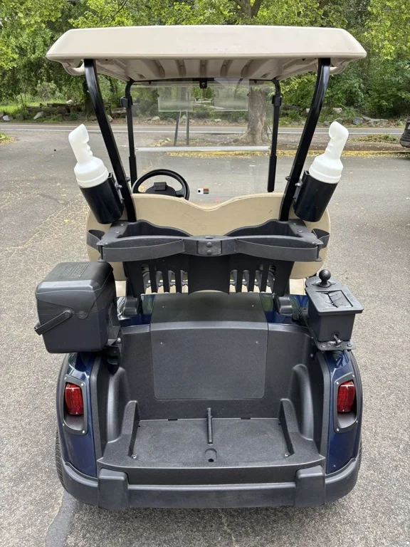 2020 E-Z-GO RXV ELiTE Lithium thumb 3
