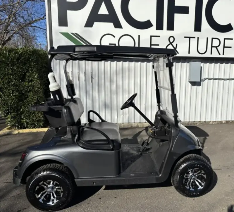 2021 E-Z-GO RXV ELiTE Lithium photo 1