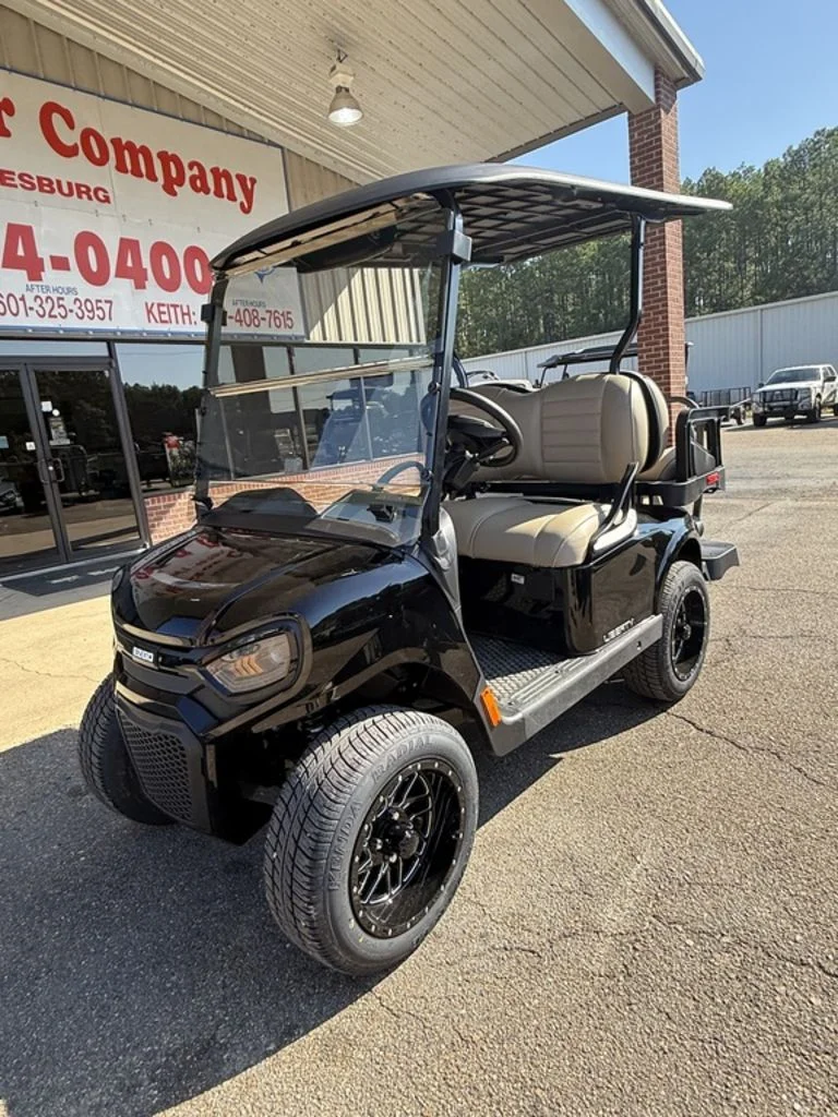2027 E-Z-GO Liberty thumb 2
