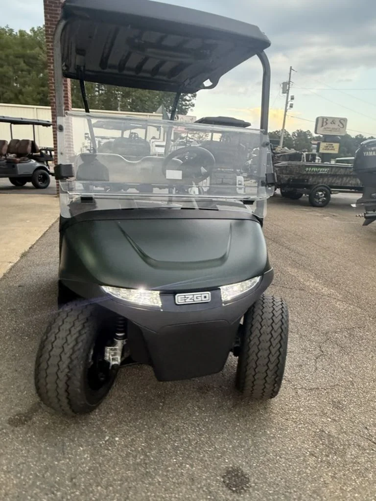 2027 E-Z-GO Valor thumb 4