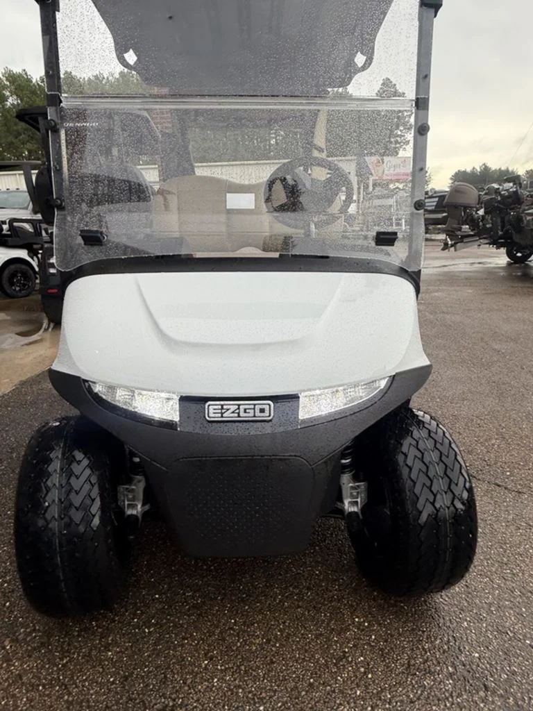 2027 E-Z-GO RXV thumb 3