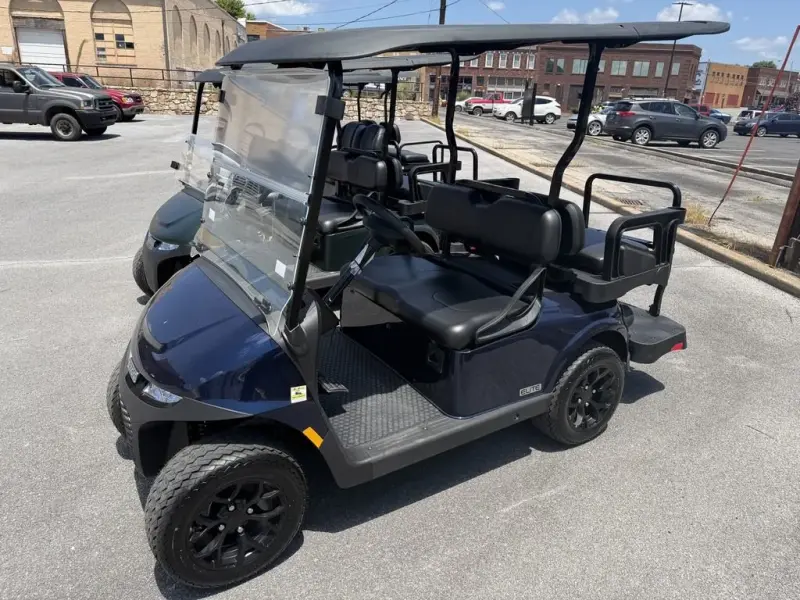 2026 E-Z-GO RXV ELiTE Lithium photo 1