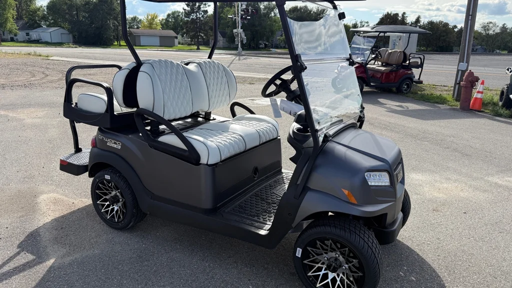 2027 Club Car Onward thumb 2