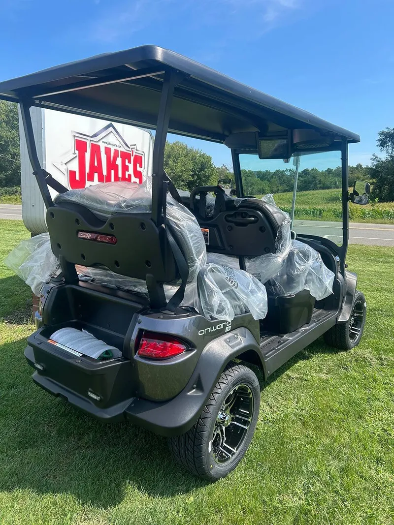 2027 Club Car Onward thumb 4