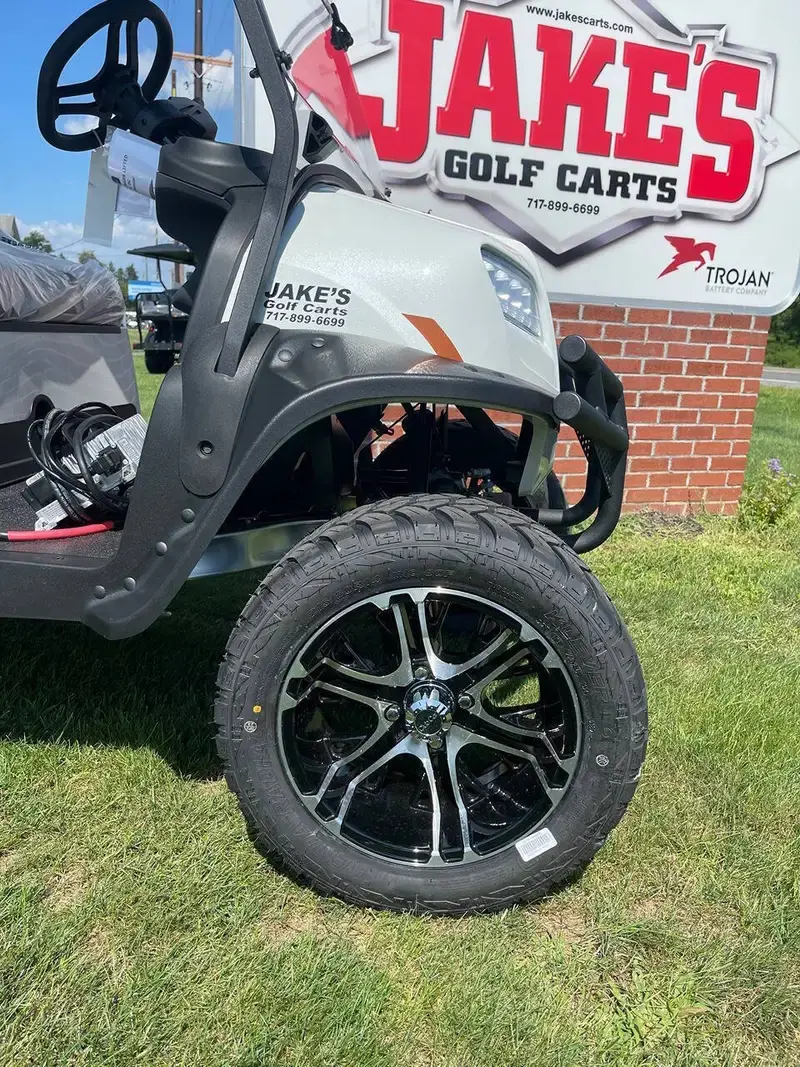2027 Club Car Onward thumb 2
