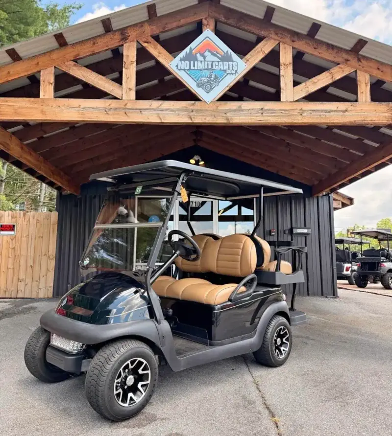 2014 Club Car Precedent Electric photo 1