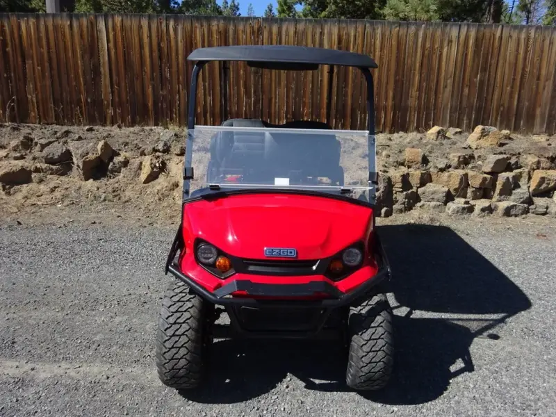 2024 E-Z-GO Express thumb 2