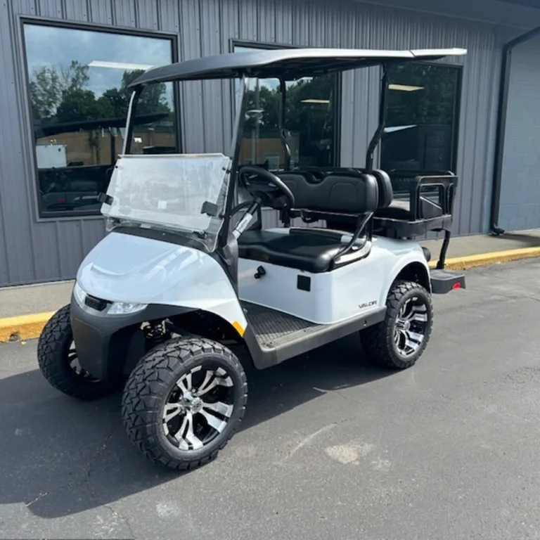 2026 E-Z-GO RXV 4 Valor S EX1 Sport Bright White thumb 4