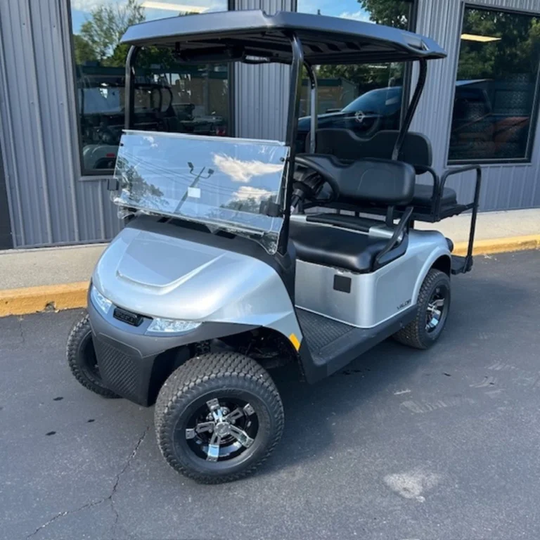 2026 E-Z-GO RXV 4 Valor S EX1 Sport Platinum thumb 3