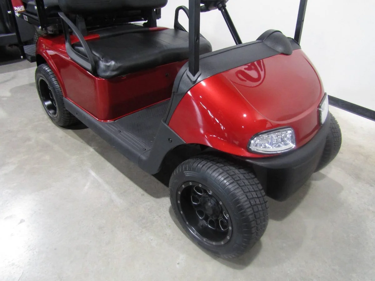 2020 E-Z-GO RXV Custom 4-Seater thumb 2
