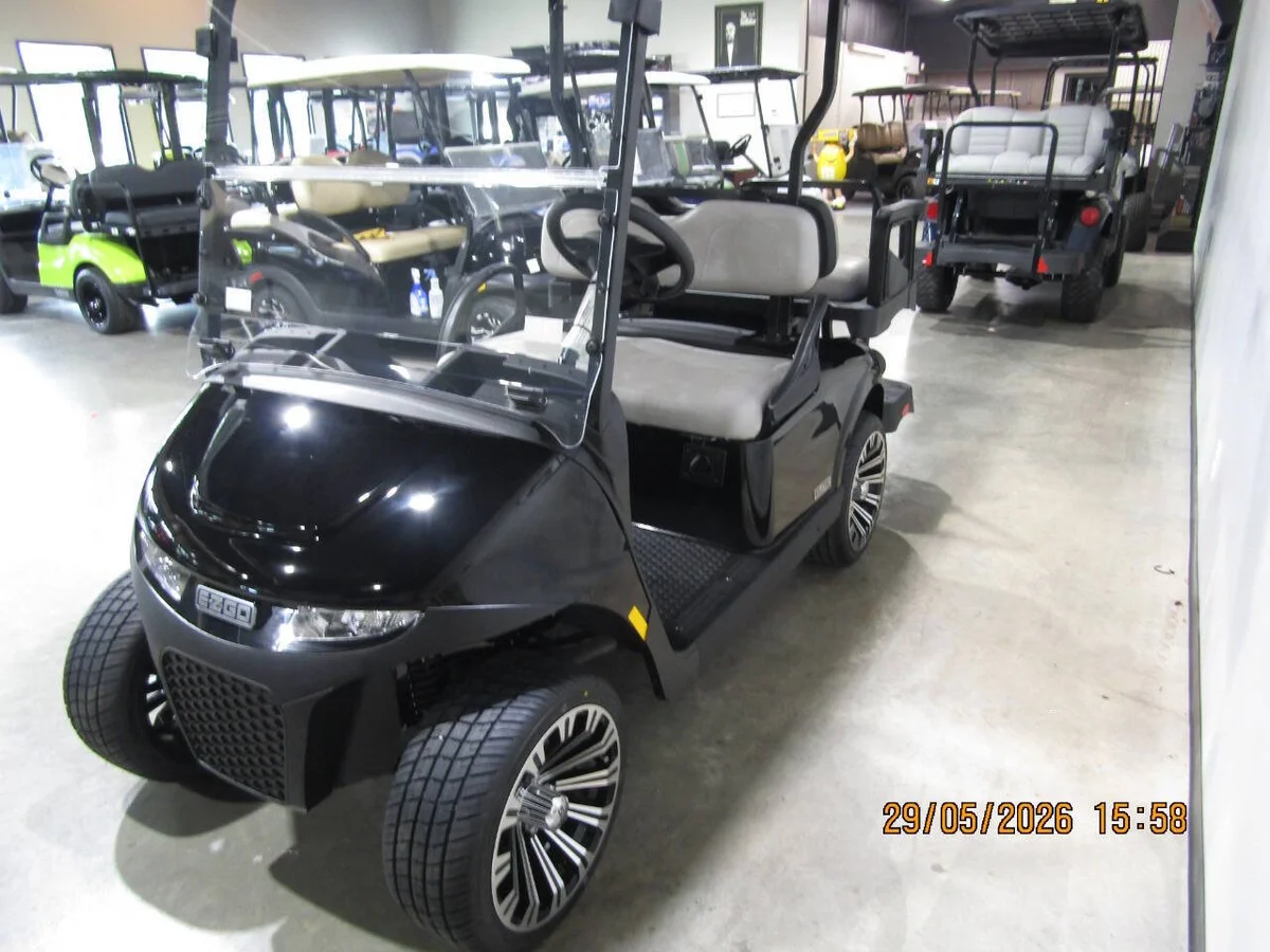 2026 E-Z-GO RXV Custom 4-Seater thumb 4