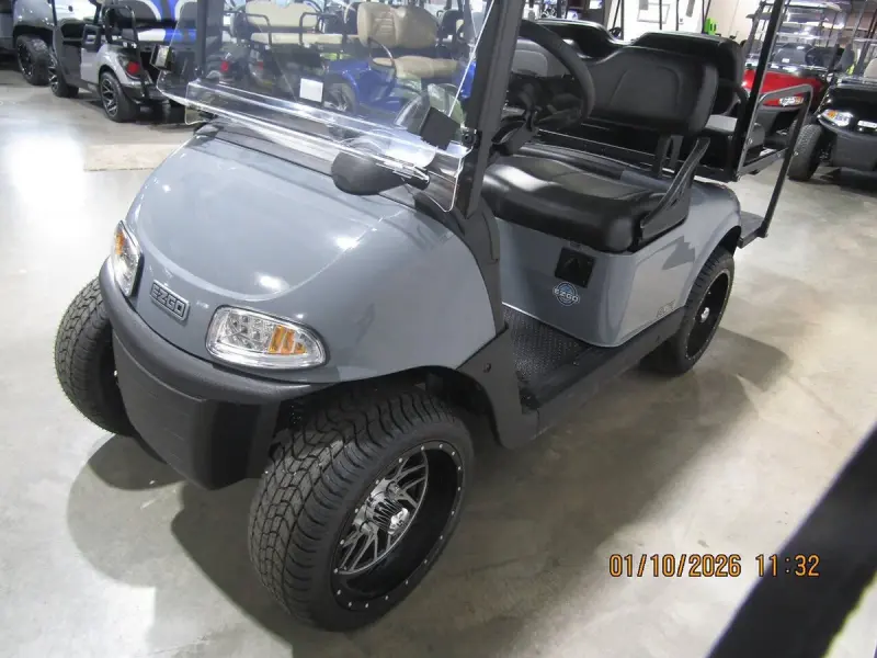 2021 E-Z-GO RXV ELiTE Lithium thumb 4