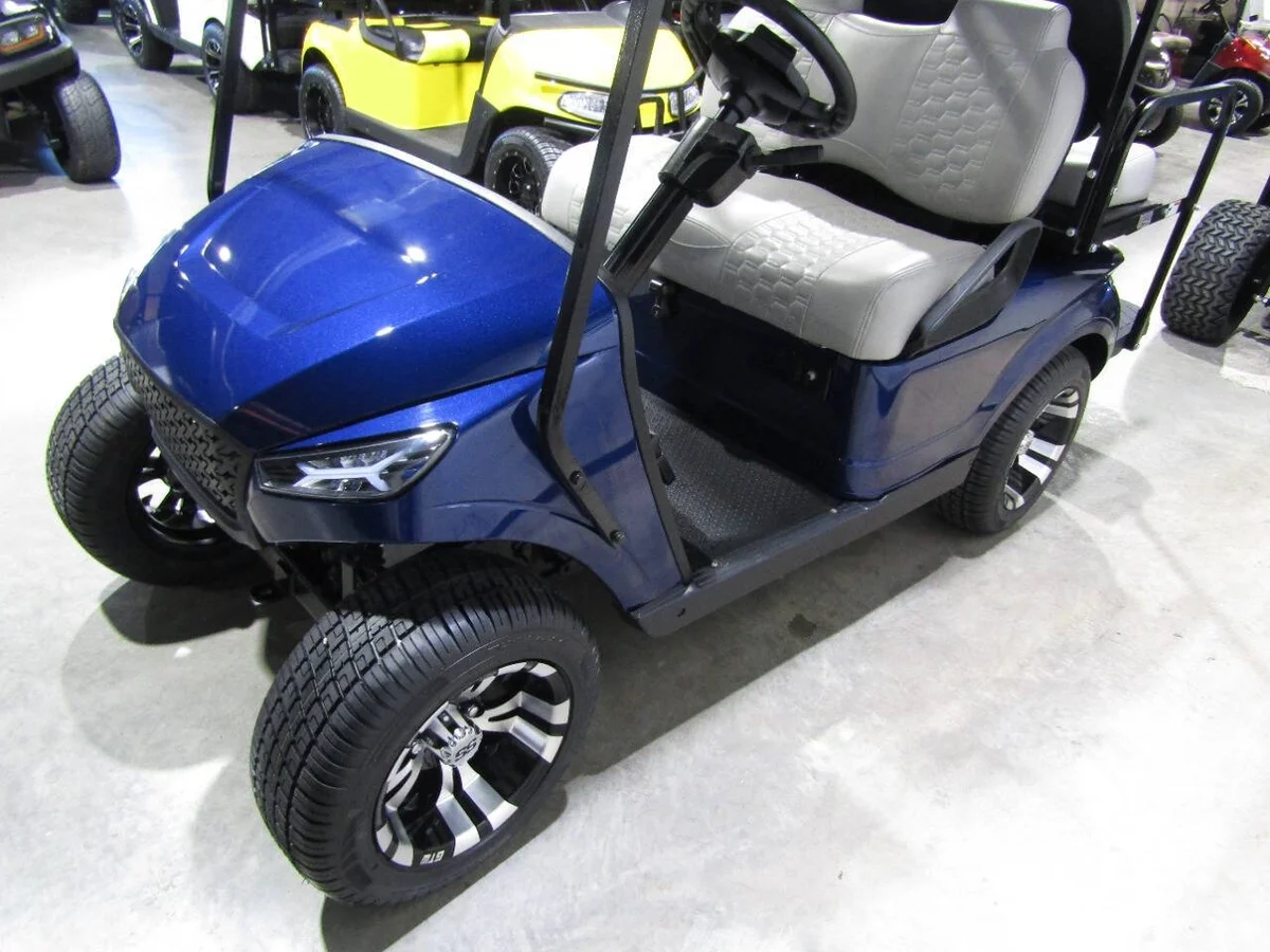 2020 E-Z-GO Storm Gas golf cart Custom thumb 4