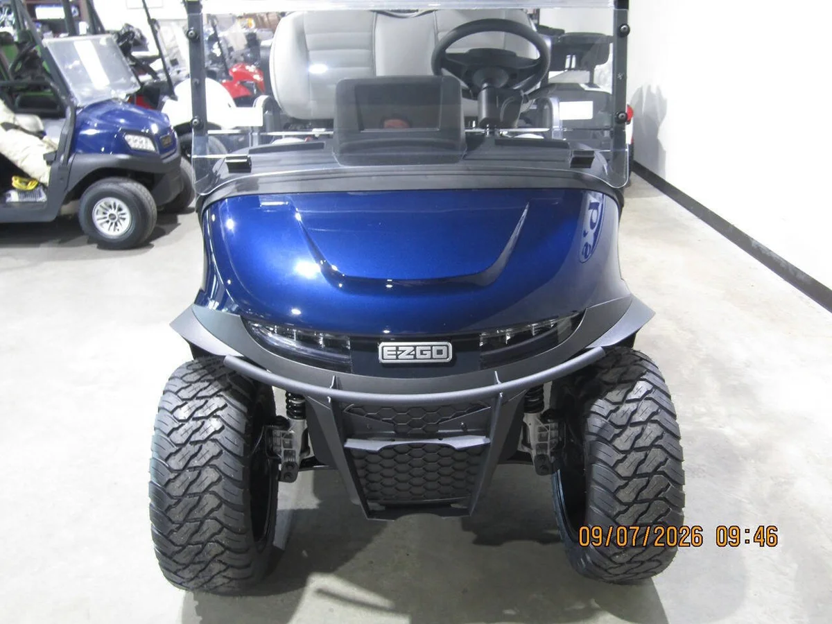 2026 E-Z-GO RXV Custon 4-Seater golf cart thumb 3
