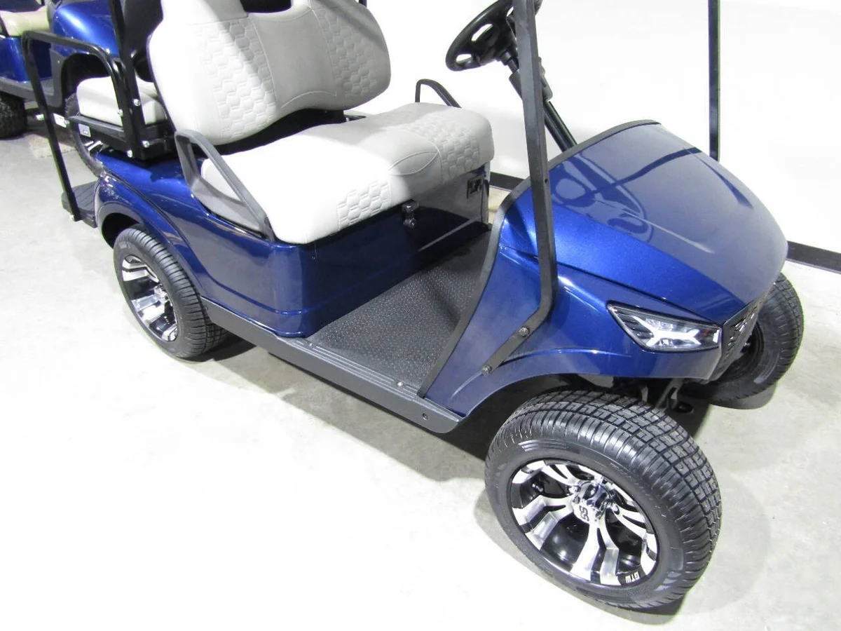 2020 E-Z-GO Storm Gas golf cart Custom thumb 2