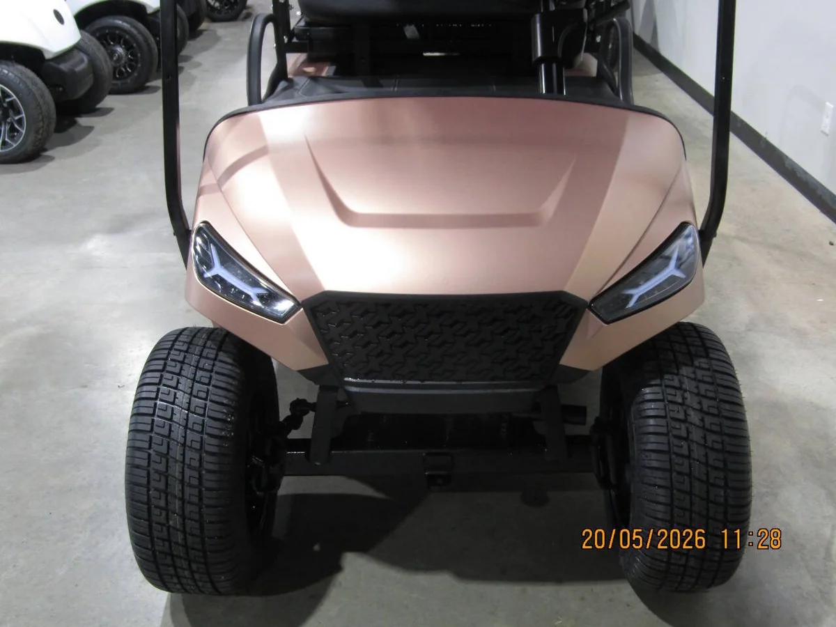 2020 E-Z-GO Storm Electric golf cart Custom 4-Seater thumb 3