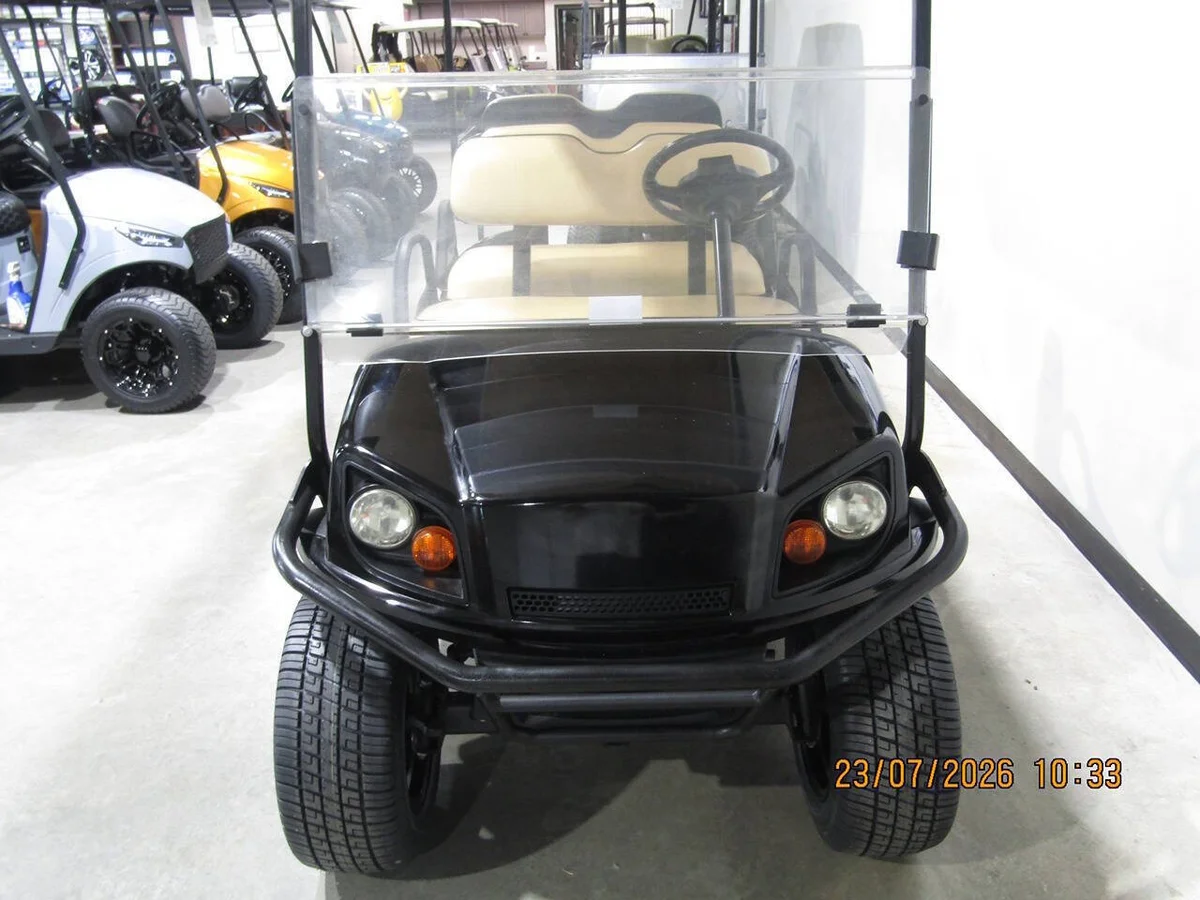 2019 Cushman Shuttle 6 Custon 6-Seater golf cart thumb 3