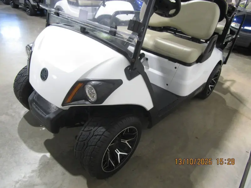 2022 Yamaha Drive Custom 4-Seater golf cart thumb 4