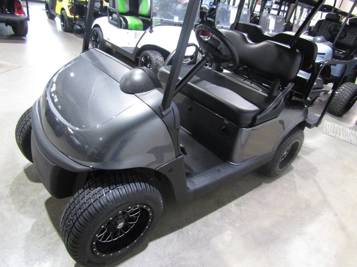 2020 E-Z-GO RXV Custom 4-Seater thumb 4