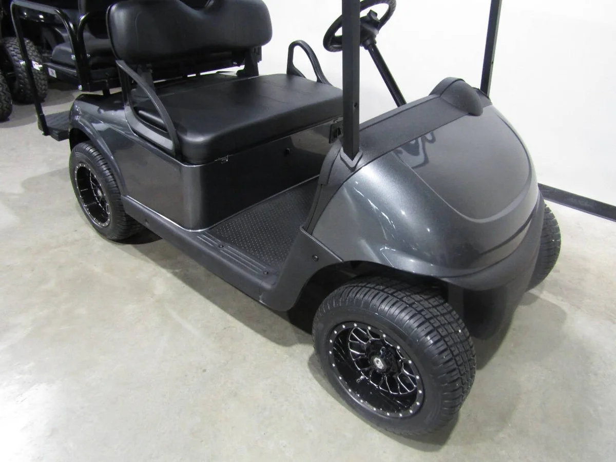 2020 E-Z-GO RXV Custom 4-Seater thumb 2