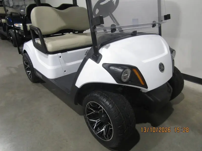 2022 Yamaha Drive Custom 4-Seater golf cart thumb 2