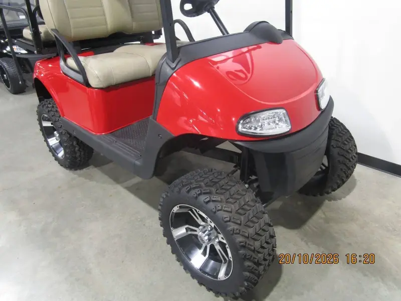 2020 E-Z-GO RXV ELiTE Lithium thumb 2