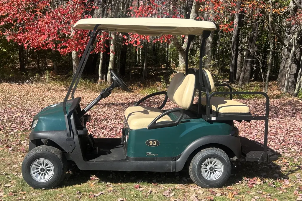 2023 Club Car End of Summer Special! 1 yr warranty-Like NEW Club thumb 4