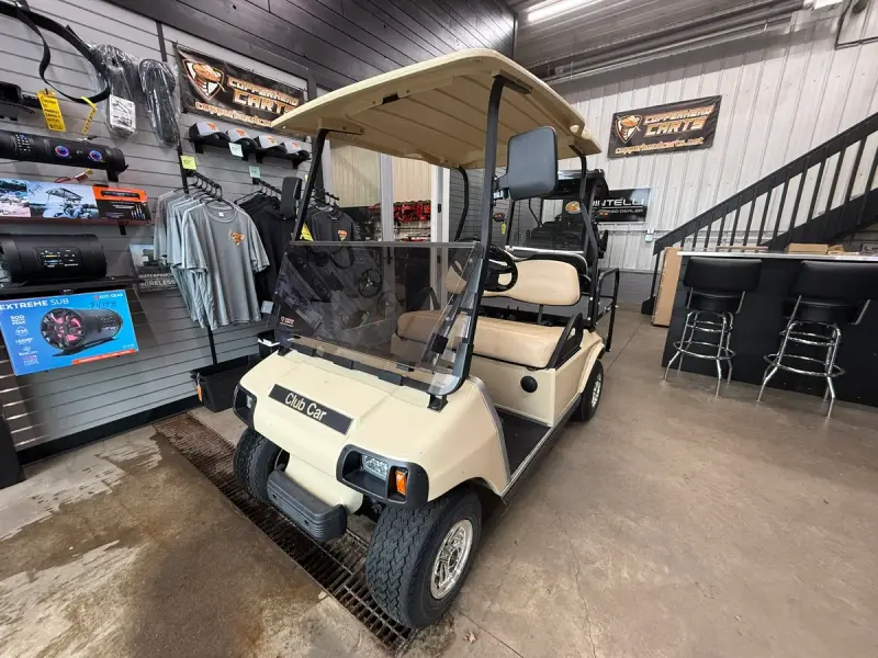 2002 Club Car DS Gas photo 1