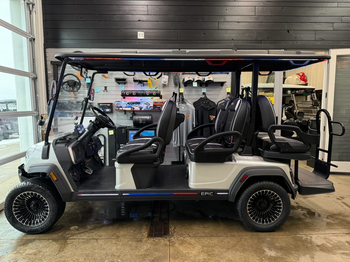 2026 Epic Carts E60FX Metallic Pearl White thumb 4