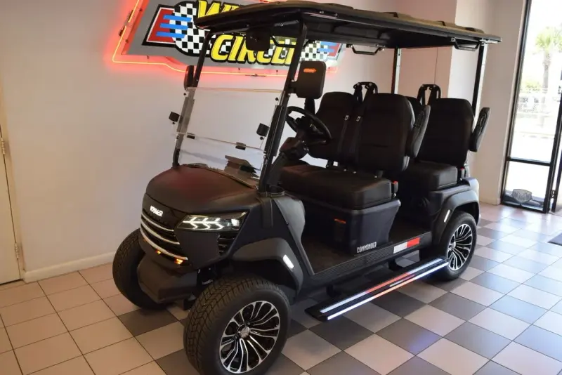 2026 Voyager Electric Vehicles Commander 4P-Non Lifted thumb 2