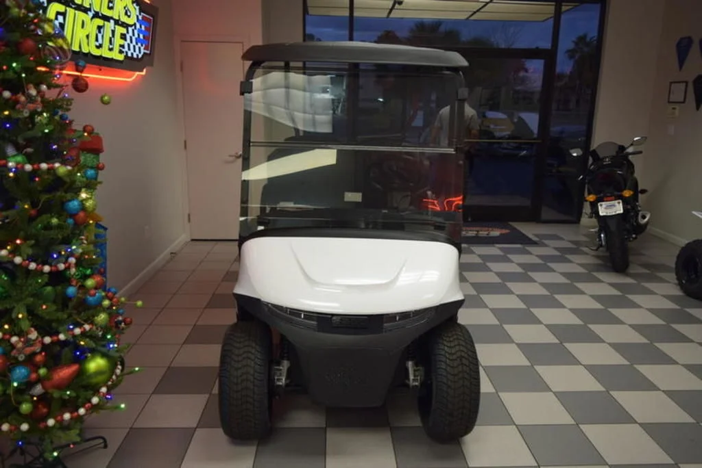 2024 E-Z-GO Freedom ELiTE Lithium thumb 3