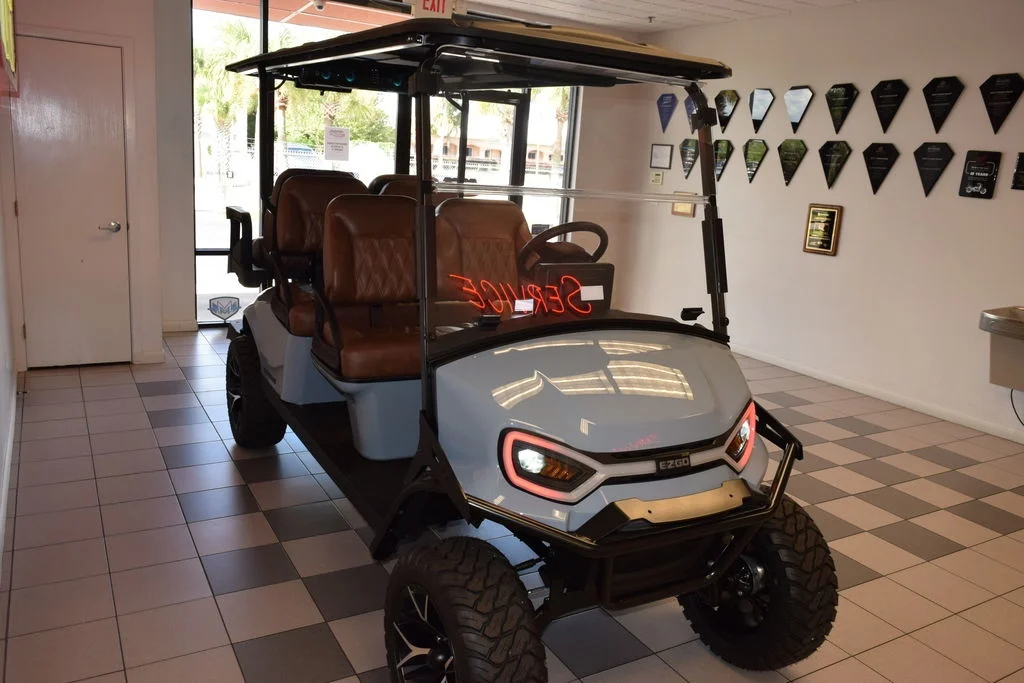 2027 E-Z-GO Express thumb 4