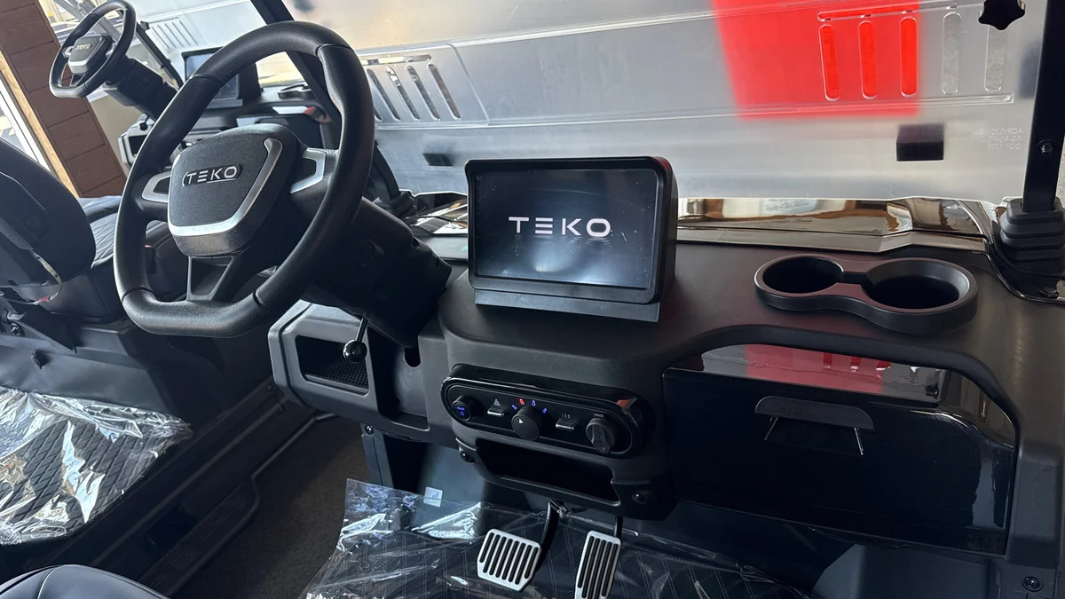 2026 TEKO Trophy TROPHY 4 SEATER FACING FORWARD thumb 3