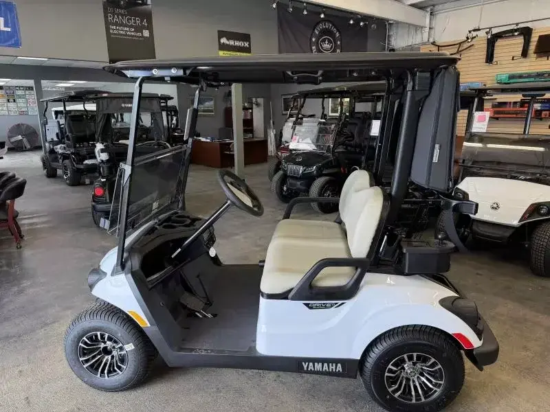 2025 Yamaha Golf Cars Drive 2 EFI thumb 3