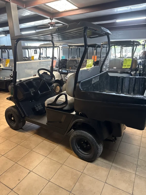 2023 E-Z-GO CUSHMAN HAULER 800X thumb 3