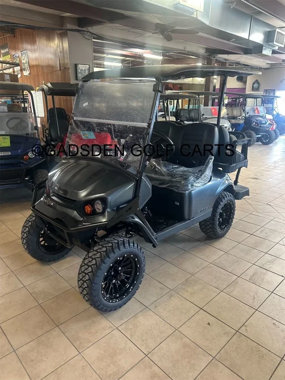 2025 E-Z-GO Express thumb 2