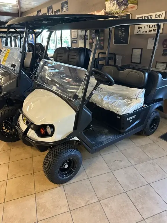 2027 Cushman Hauler 800 photo 1