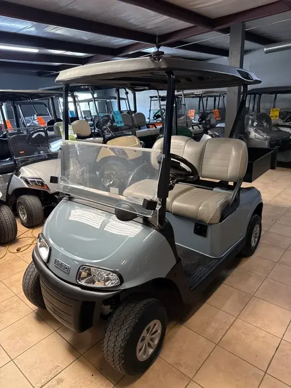 2022 E-Z-GO RXV photo 1