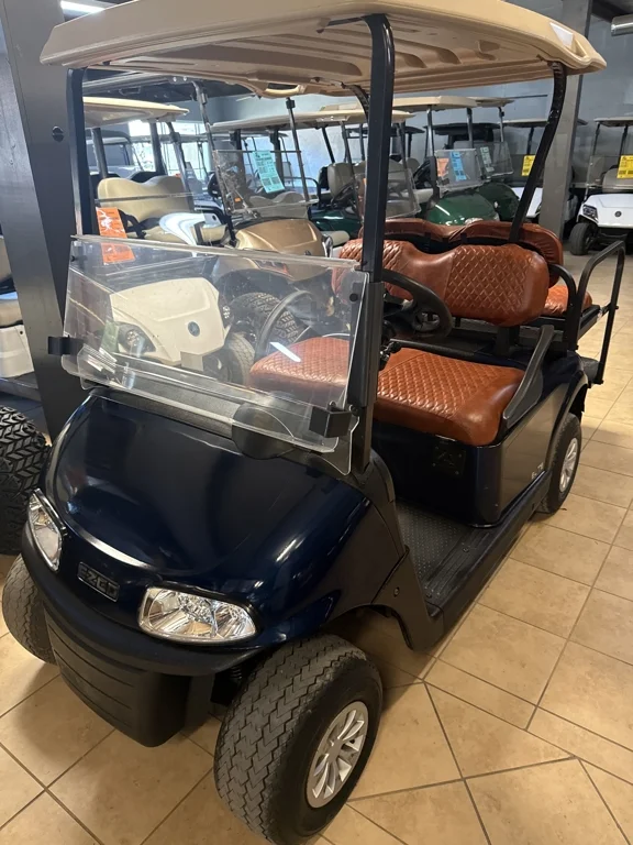 2021 E-Z-GO RXV photo 1