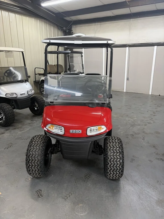 2021 E-Z-GO RXV photo 1