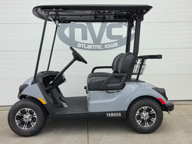 2027 Yamaha Drive QuieTech EFI thumb 1