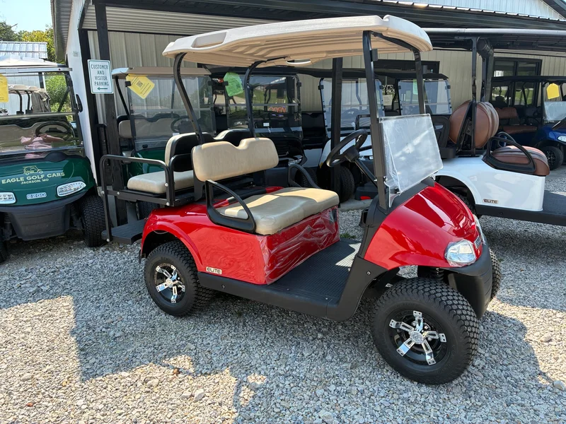 2021 E-Z-GO Freedom ELiTE Lithium thumb 2