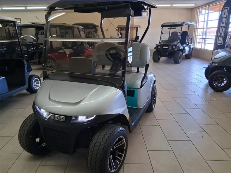 2026 E-Z-GO RXV ELiTE Lithium thumb 1