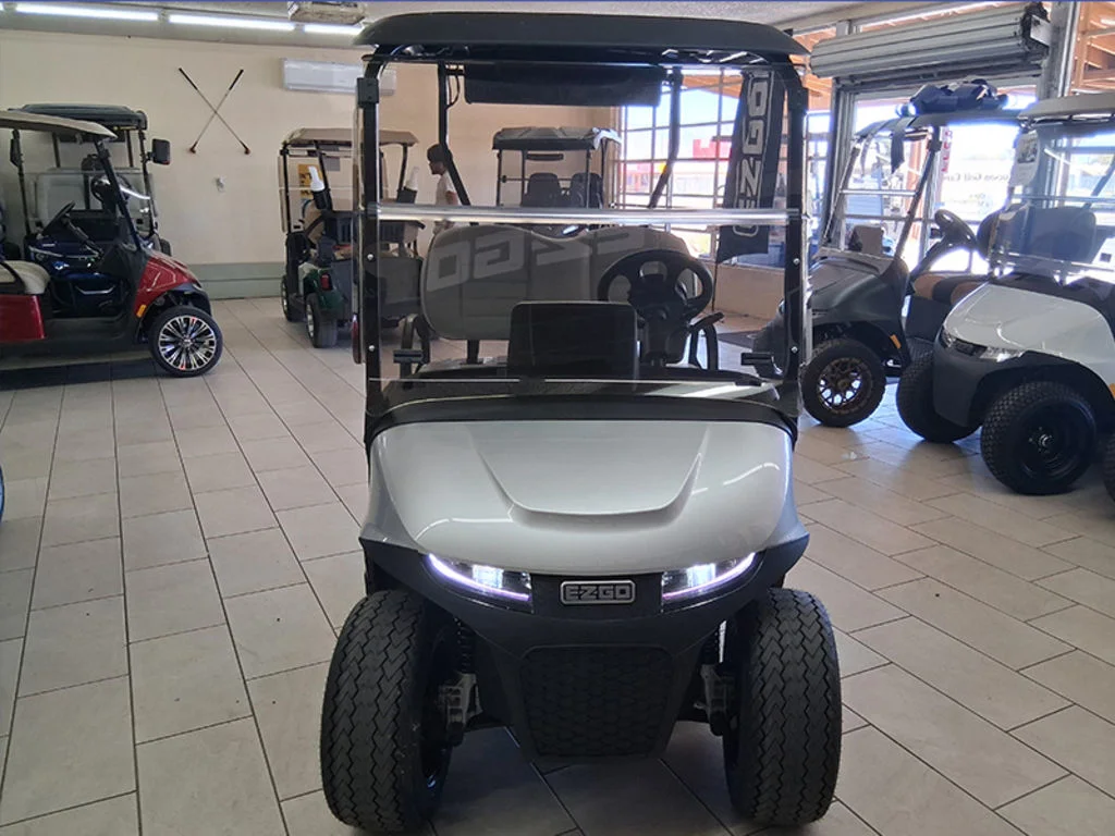 2026 E-Z-GO RXV ELiTE Lithium thumb 3