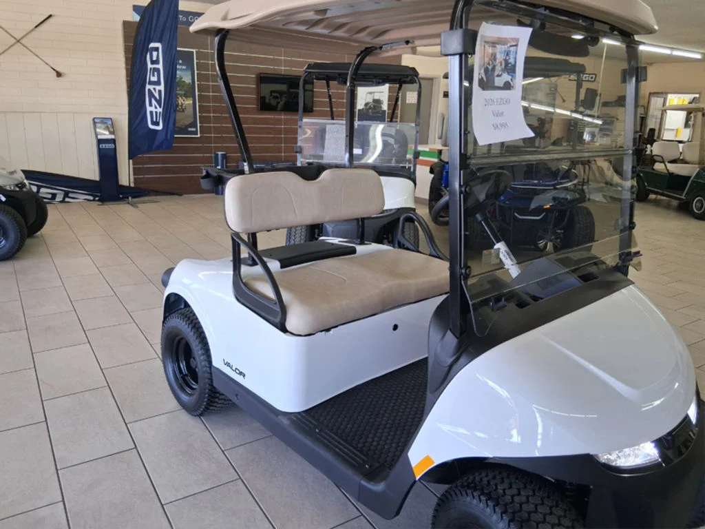 2026 E-Z-GO RXV 2 Valor S EX1 Sport Bright White thumb 2